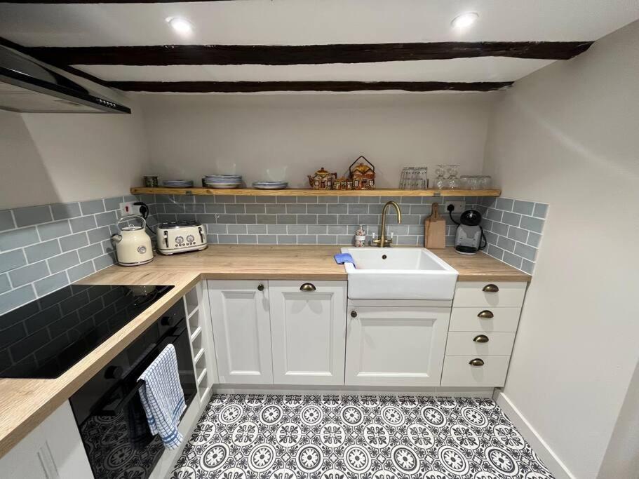 Historic Cambridgeshire Cottage Godmanchester 외부 사진