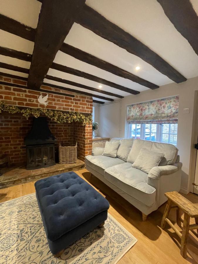 Historic Cambridgeshire Cottage Godmanchester 외부 사진